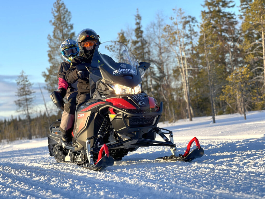 Snowmobile Tours in Rovaniemi, Lapland